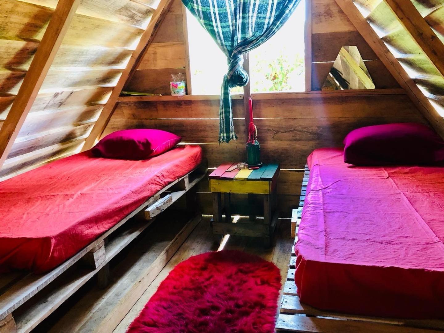 Land Of Promise - Reggae Bar & Eco Village Zanderij Eksteriør bilde